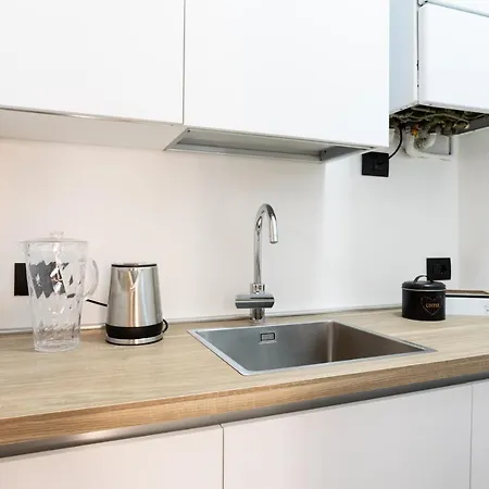 Xenia - Enjoy Porta Venezia In Modern Apt- 10 Min From Duomo