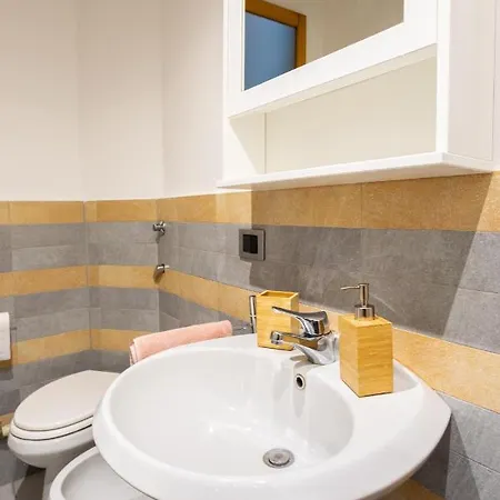 Xenia - Enjoy Porta Venezia In Modern Apt- 10 Min From Duomo